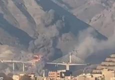 الجسر عقب قصفه