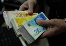 أموال من عملة الشيكل