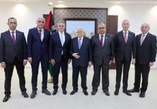 أعضاء مجلس إدارة سلطة النقد يؤدون اليمين القانونية أمام الرئيس عباس