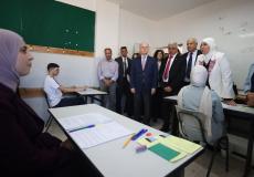 رئيس الوزراء يطلق امتحان الثانوية العامة من قريتي المغير وأبو فلاح