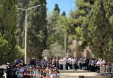 70 ألفا يؤدون صلاة الجمعة في المسجد الأقصى