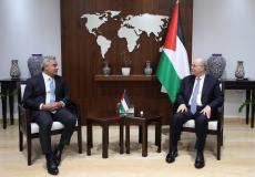 اجتماع رئيس الوزراء مع السفير المصري لدى فلسطين