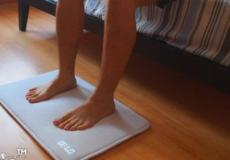 منبه يتوقف بضغط القدمين