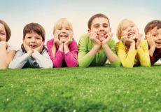 صحيفة تنشر صورة اجمل طفلة في العالم