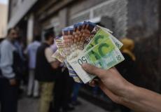 رواتب موظفي السلطة الفلسطينية في غزة -ارشيف-