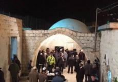 مستوطنون يقتحمون مقام يوسف شرق نابلس