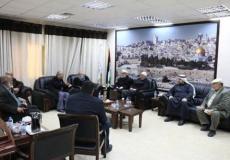 ممثلو شركات الحج والعمرة خلال اجتماع بالتشريعي