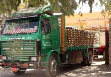 ادخال بضائع الى غزة عبر معبر رفح البري -ارشيف-