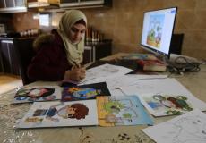 بالصور: رسامة من غزة تستغل الحجر المنزلي برسومات توعوية للأطفال