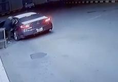 السطو على عامل وقود شمال السعودية وخطفه