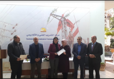 كهرباء القدس تخرج 24 مهندسة في مجال الطاقة المتجددة