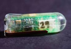 الكبسولة تشحن طاقتها من أحماض المعدة