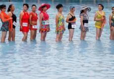  مسابقة بلباس البحر لكبار السن