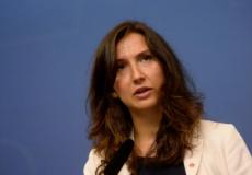 عايدة هادزيالغ وزيرة التربية والتعليم في السويد