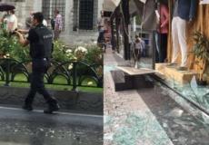 جانب من مكان الانفجار 