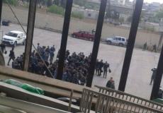 قبيل اقتحام السجن