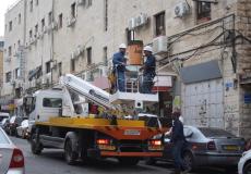 طواقم شركة الكهرباء