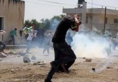 قوات الاحتلال تقمع مسيرة طلابية "ارشيفية"