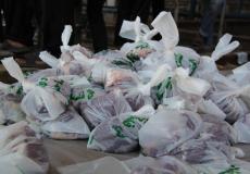 الخدمات الطبية توزع لحوم الاضاحي في محافظات غزة لمنتسبيها