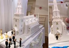 كعكة زفاف بطول مترين وتزن 44 كيلو جرامًا