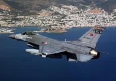 مقاتلة حربية تركية