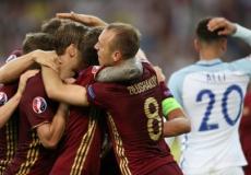 روسيا تعادلت مع إنجلترا في المباراة الأولى