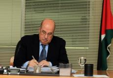 سلّمه رسالة رئيس المجلس سليم الزعنون