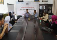 "الثقافة" تفتتح دورة تدريبية لتعليم فن الكاريكاتير