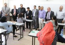 وزير التربية يتفقد قاعات امتحان التوجيهي برام الله (وفا)