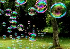 فقاعات الصابون 