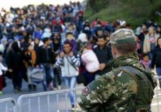 اليونان تبدأ بإعادة اللاجئين الى تركيا