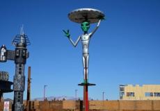 اعتقاد بوجود كائنات فضائية في قاعدة أمريكية