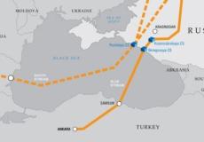 خريطة توضح خط سير أنبوب نقل الغاز الروسي إلى تركيا "السيل الأزرق" عبر قاع البحر الأسود