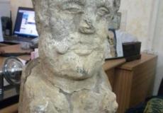 تمثال أثري