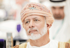 وزير خارجية سلطنة عمان يوسف بن علوي