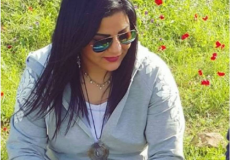 الصحفية لارا نبهان 