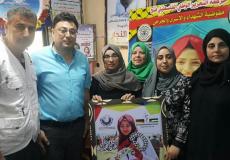 اتحاد لجان الرعاية الصحية ينظم معايدة لعائلة الشهيدة رزان النجار بغزة