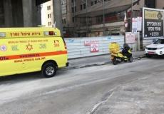 سقوط عامل عن ارتفاع 5 أمتار داخل مصنع في نيشر