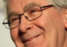 كنج: الفرص التجارية يجب أن تدفع بريطانيا إلى النظر إلى الأمور بمزيد من الثقة