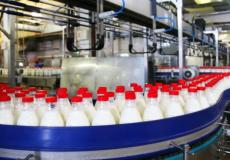 شركة ألبان سعودية تثير سخط الكويتيين بإعلان غير لائق