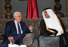 الرئيس يلتقي أمير قطر