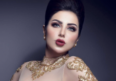  الفنانة الكويتية حليمة بولند في البحر الميت