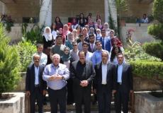 وزارة التربية والتعليم العالي تستقبل الأوائل في امتحان الثانوية العامة "الإنجاز"