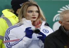 مشجعة تشيلسي الحسناء