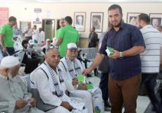 خلال توزيع الكتيب