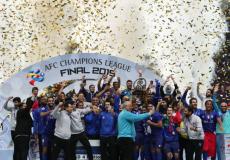 لاعبو الهلال يحتفلون بلقب الدوري السعودي مع رازفا