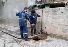 بلدية جباليا النزلة تعالج 810 مشكلة طفح صرف صحي