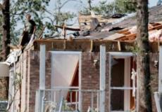 أثار الأعاصير