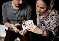 يتم تهريب نحو 100 ألف هاتف آيفون إلى إيران شهريا