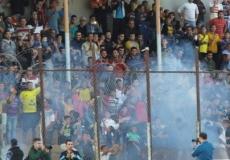 مشجعون في ملعب اليرموك بغزة
